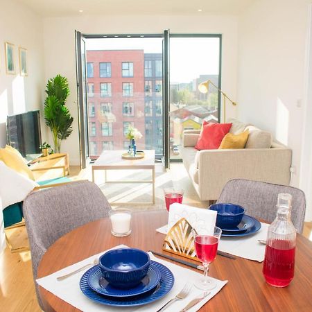 Exoticstay Apartments - Ultra Luxe Top Floor Suite - City Centre Apartment With Cube View - Smart 4K Tv With Ultrafast Wifi & Netflix Бирмингем Экстерьер фото